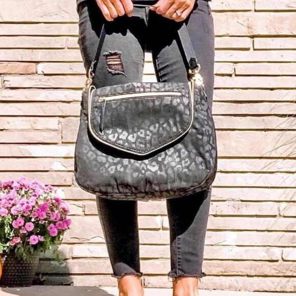 Stella & Dot Lady Boss Bag Black Leopard Print Shoulder Bag Everyday Caryall - Picture 1 of 8